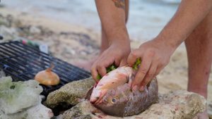 culinary experience, unique food places, food vlogging destination, food vloggers, food destination, top food destination, utila food tour, honduras food, honduras culture, honduras food culture, honduras food, create food content, best place to create food content, food experience, caribbean food, food vlog